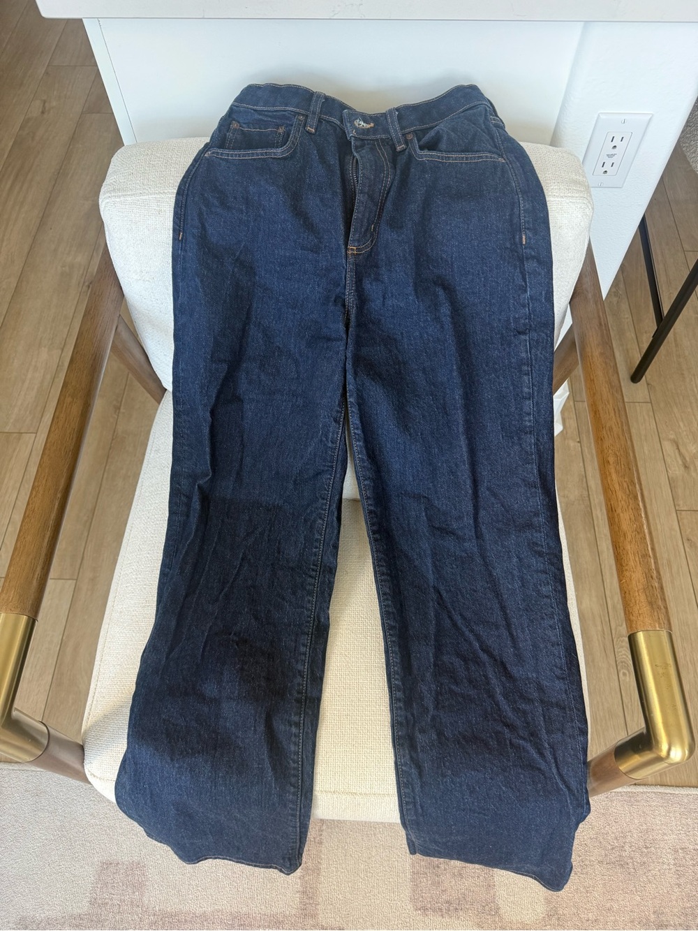 Denim Forum Indigo Jeans with Contrast Stitching